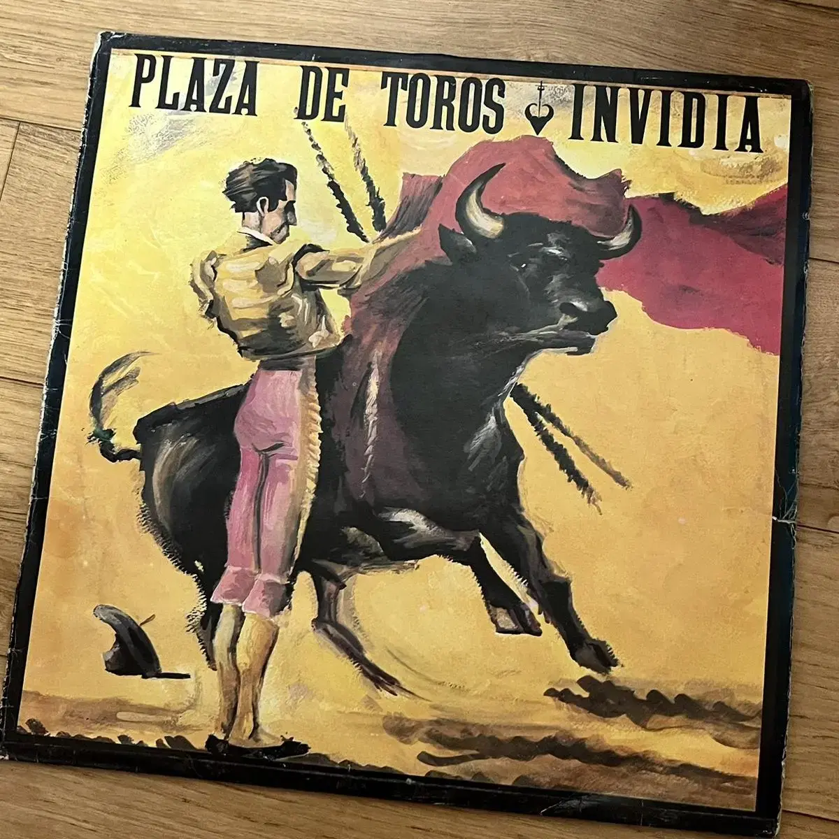 LP Invidia-Plaza De Toros