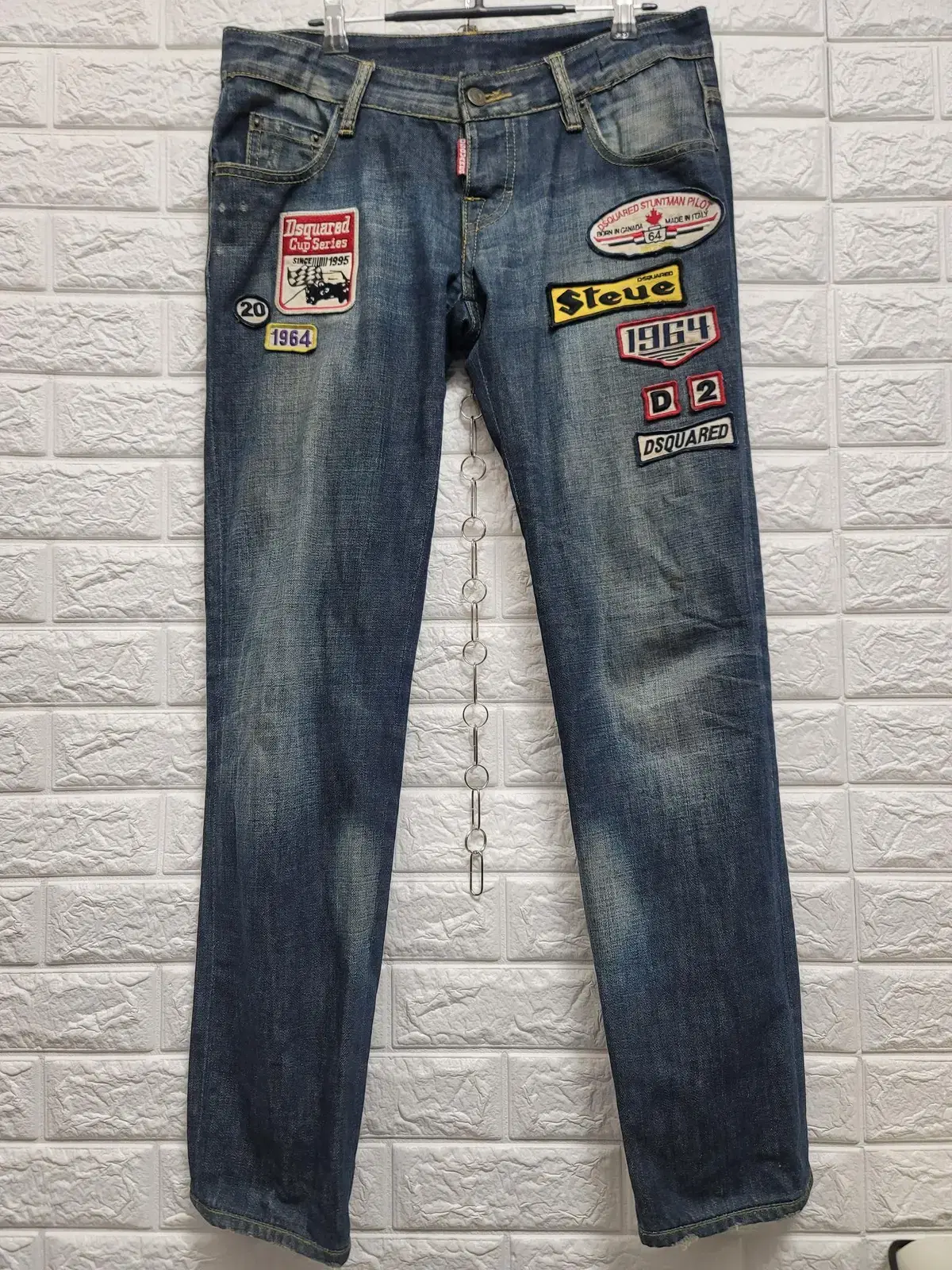 32-(DSQUARED)DSQUARED Cup Series Jeans