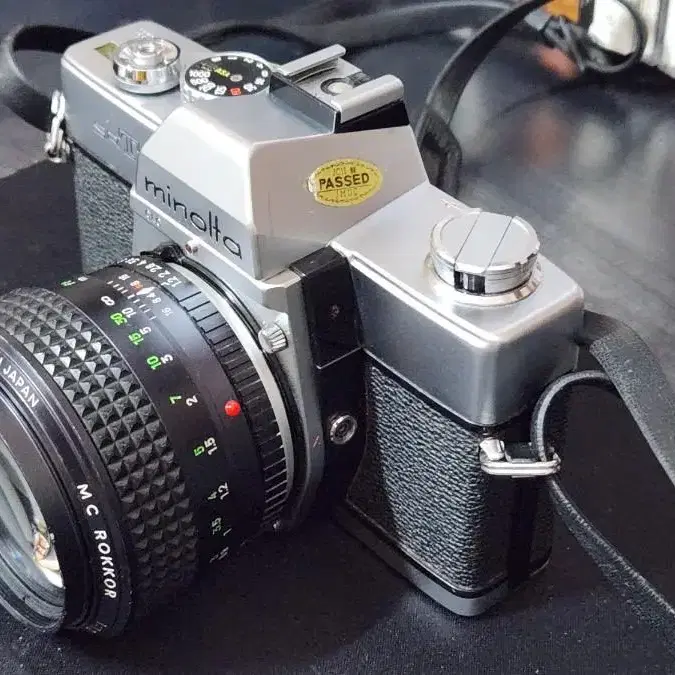 미놀타 SRT 101b + 58mm 1.2 MC ROKKOR 필름카메라