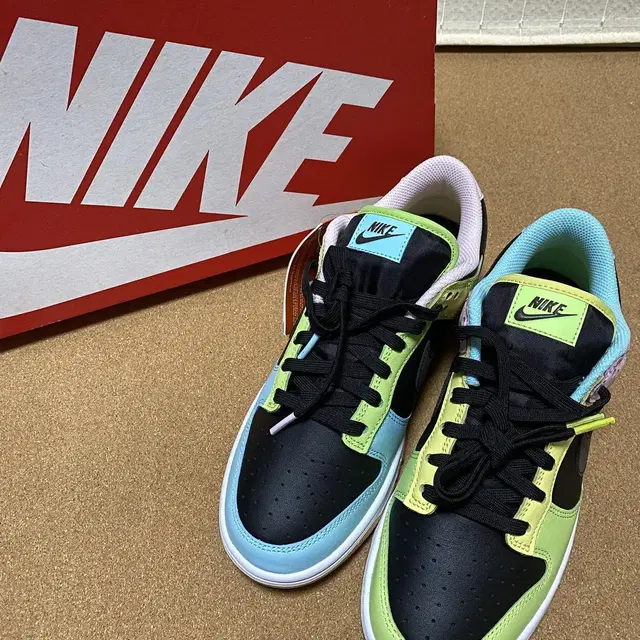 [새상품] NIKE DUNK LOW FREE99