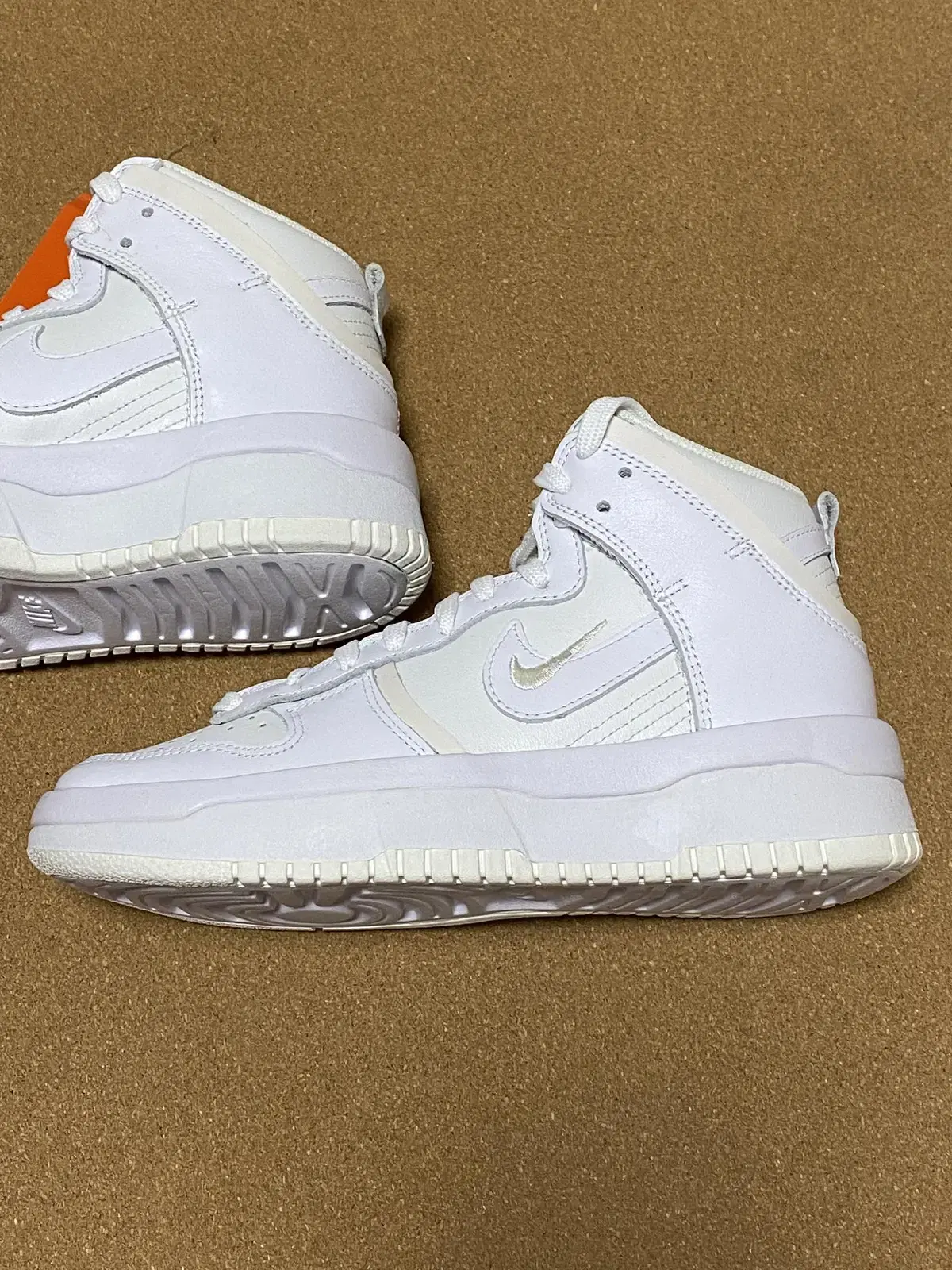 [New] Nike Dunk High Up Summit White