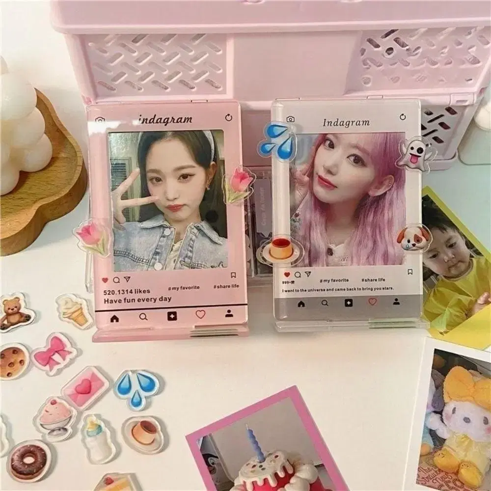 Photo Card Instagram Stand + 10 Random Emojis