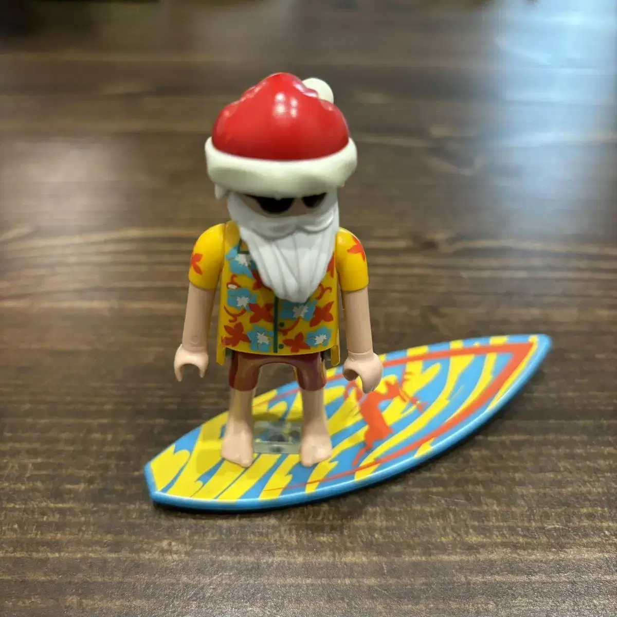 Playmobil Surfing Santa