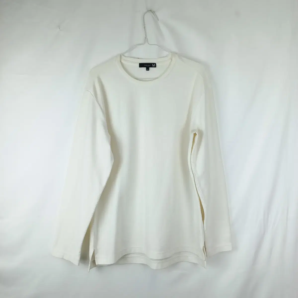 Project M Crew Neck Ivory Long Sleeve Tee (100)