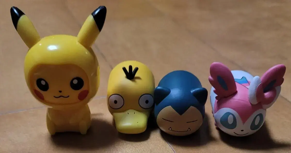 Pokémon figure