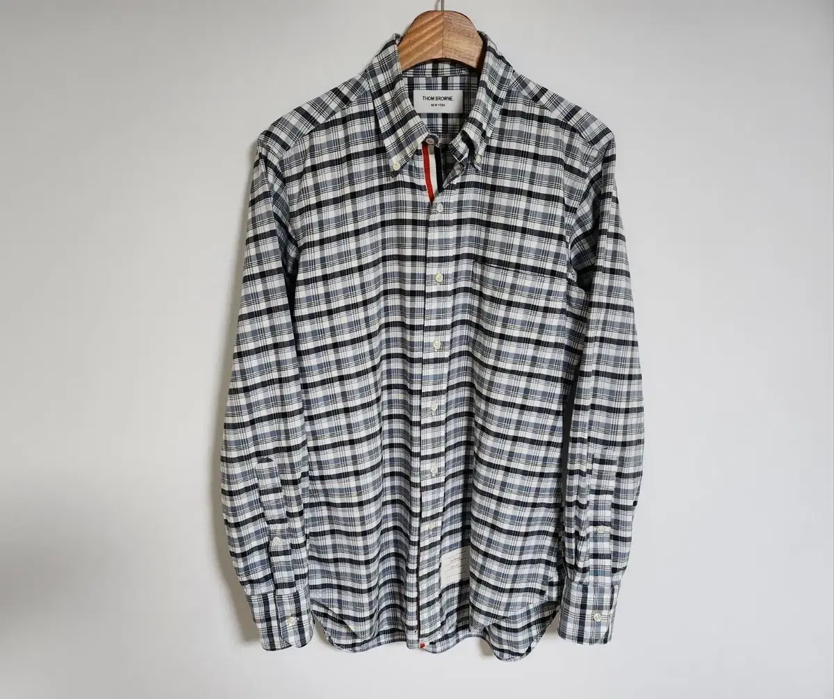 Thom Browne Check Three-Wire Hidden Oxford Shirt MWL10E 1236