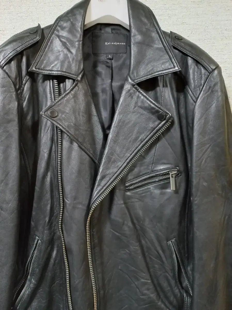 Kaiyakman Sheepskin Rider Jacket (L)