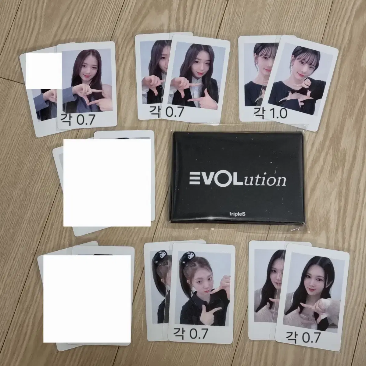 Triples Evolution QR version unsealed + 1 photocard set