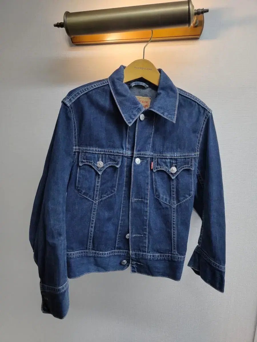 M) Levi's 70901 Type One Jacket sells