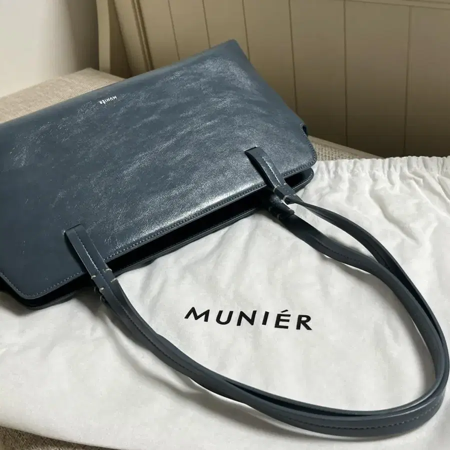 MUNIER STITCH SHOPPER BAG