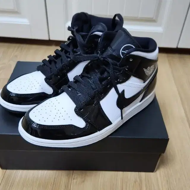 조던1 미드 SE ASW 블랙 265 (Jordan1 Mid Black)