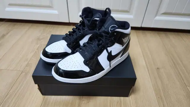 조던1 미드 SE ASW 블랙 265 (Jordan1 Mid Black)