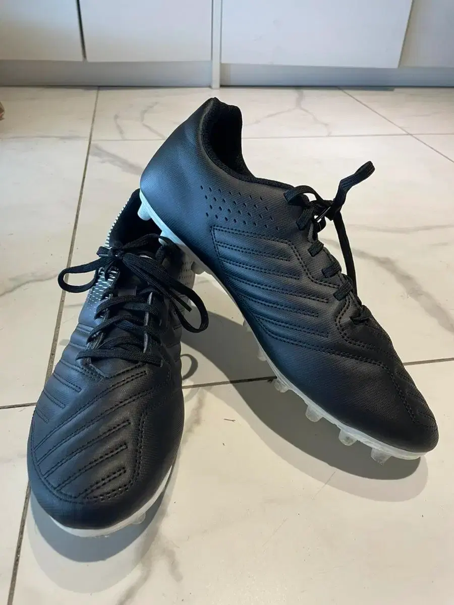 데카 트론 축구화 (97) 사진