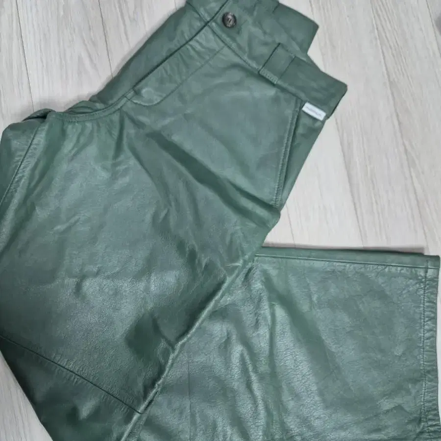 노매뉴얼 LEATHER PANTS L사이즈