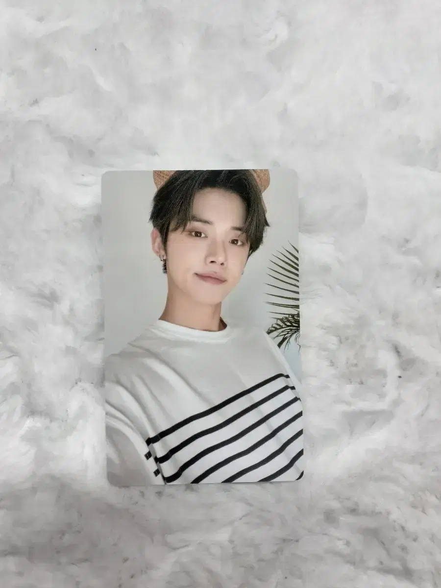 txt yeonjun seasons greetings dey bye bye wts