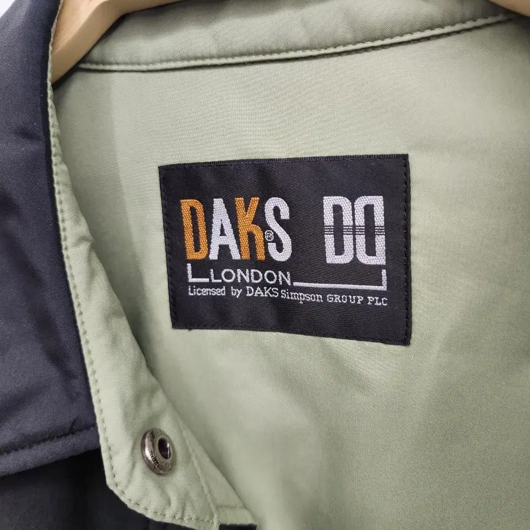 DAKS Jacket 닥스골프,골프바람막이 on Bunjang Global Site.