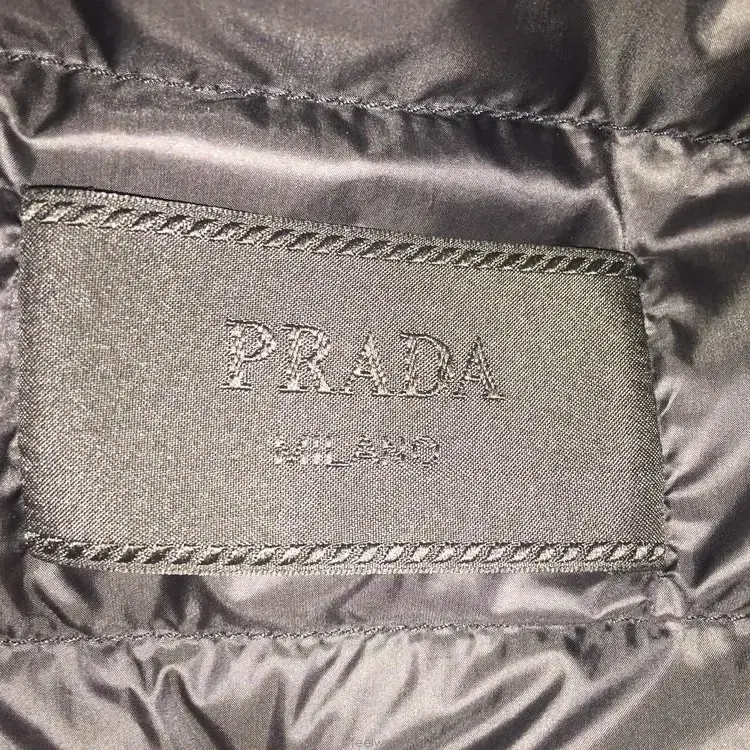 PRADA 프라다 푸퍼 재킷(나일론/구스다운)48 사이즈-해외발송