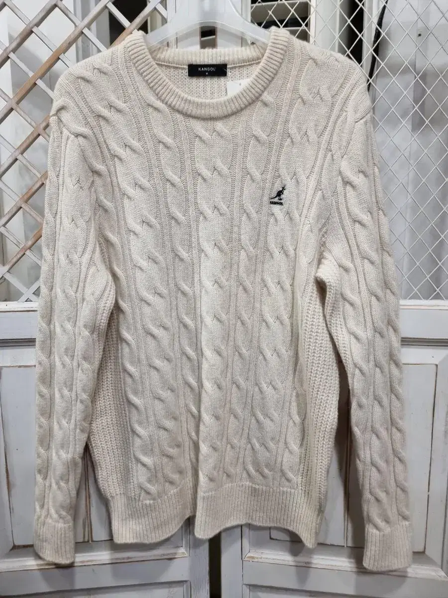 Kangol Pretzel Sweater (B286