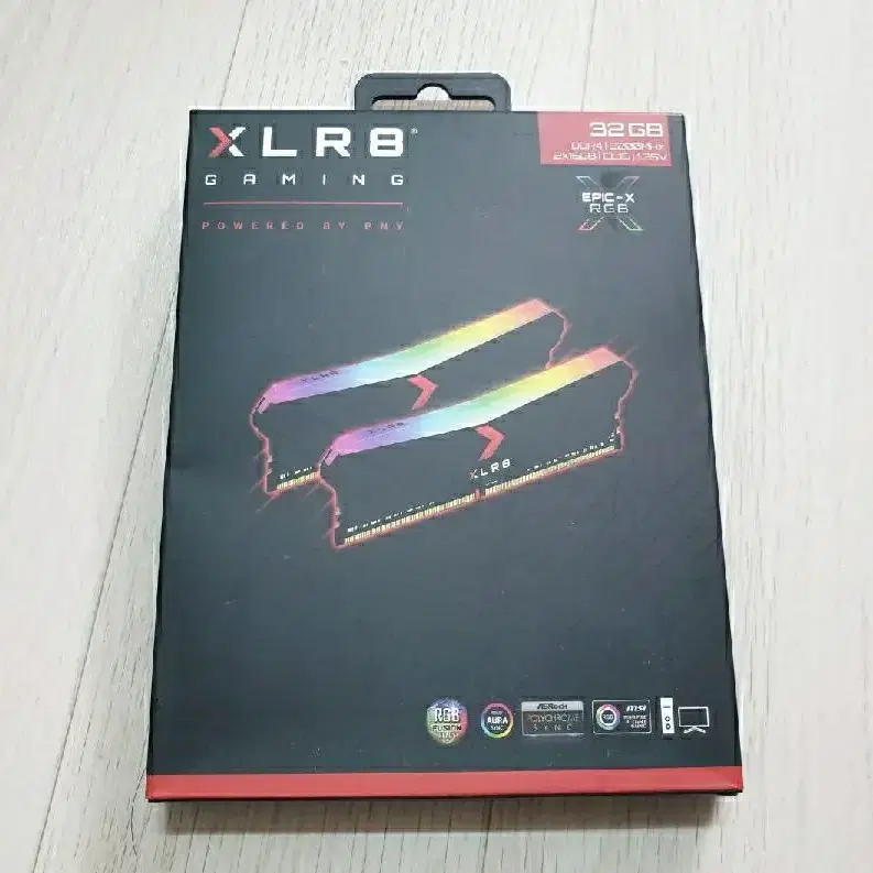 [안전거래] 미개봉 PNY XLR8 DDR4-3200 EPIC-X RGB