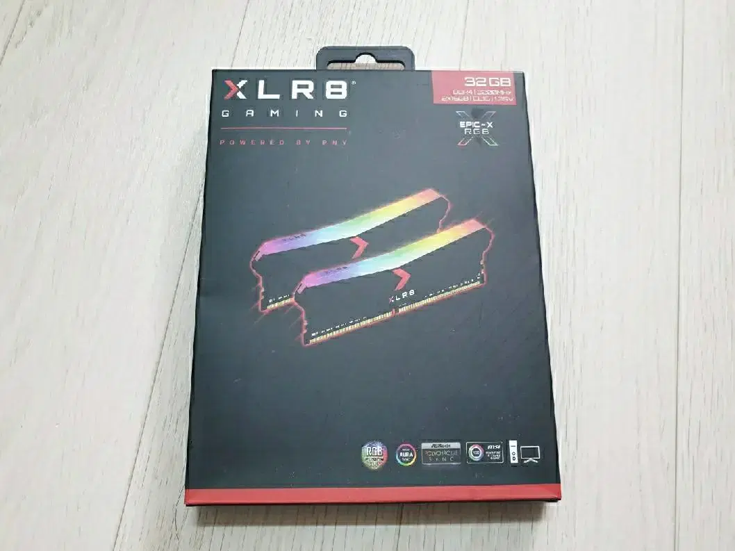 [안전거래] 미개봉 PNY XLR8 DDR4-3200 EPIC-X RGB