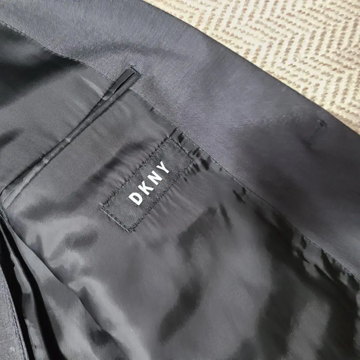 DKNY 수트