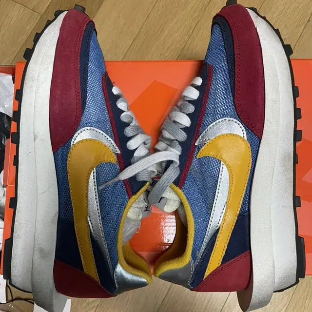 Nike x Sacai LDWaffle Blue Multi 중고판매합니다