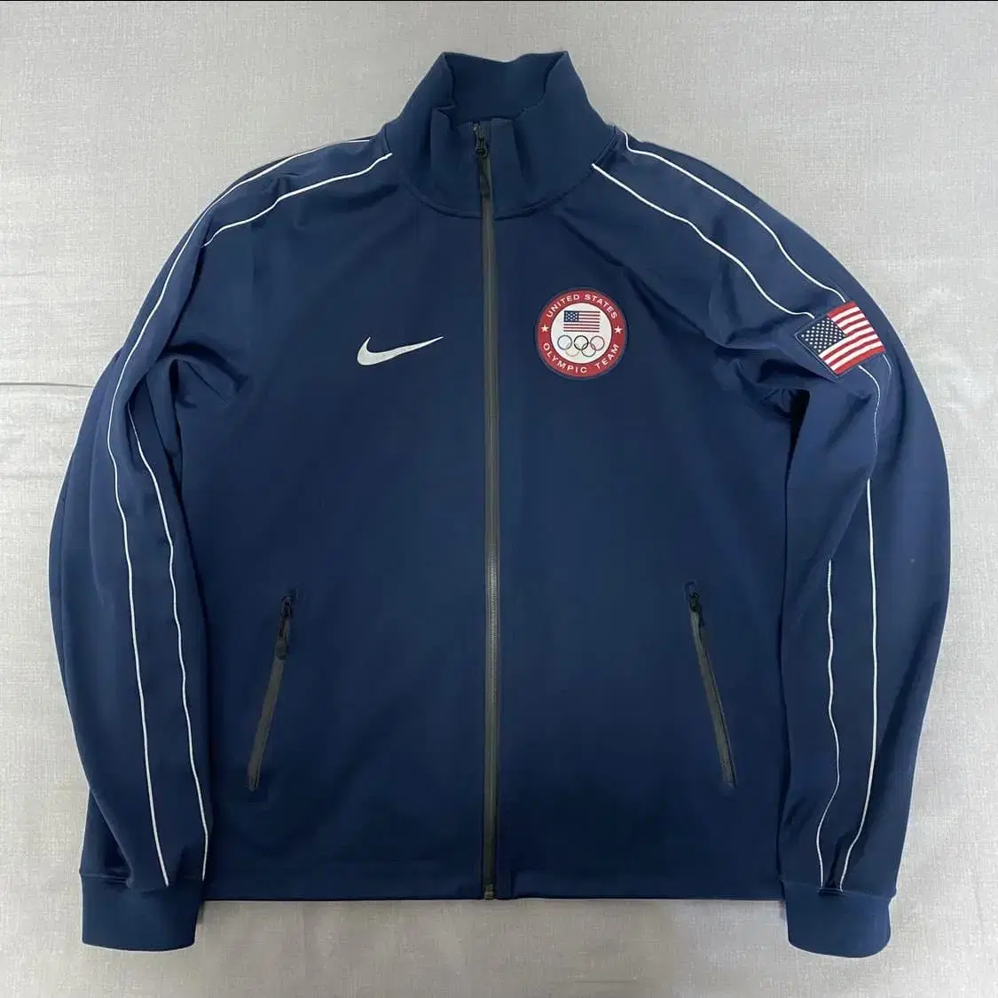 [S] Nike USA Olympic Training Jersey