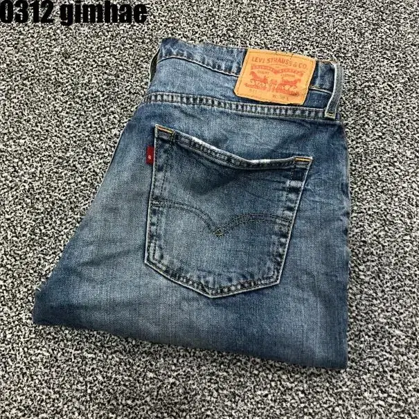 34 Levi's 511 vahn