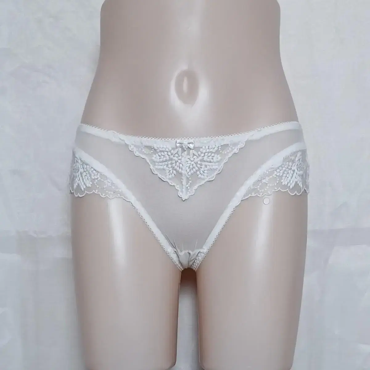 Used women panties thongs lace stars