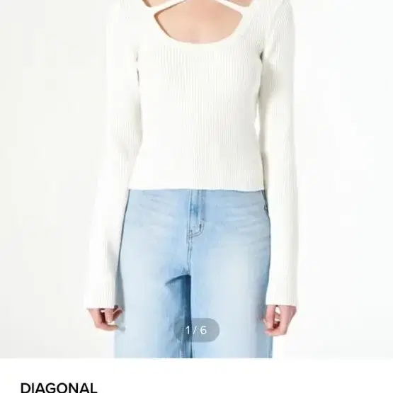 다이애그널 TIED NECKLINE KNIT TOP (ivory)