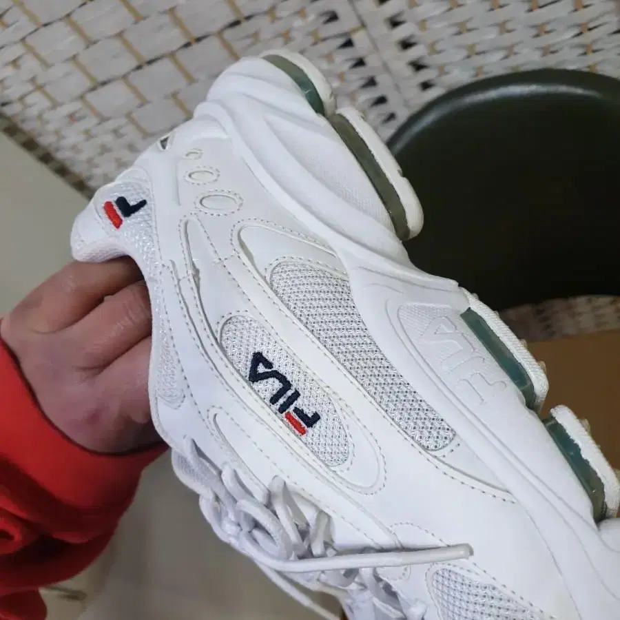 FILA 휠라 스포츠 슈즈 휠라이머지2 라이트 260mm 세탁완료