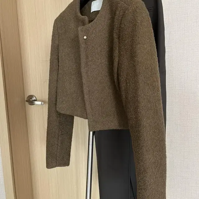 아르카익 crop tweed jacket