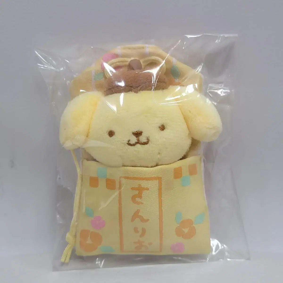 Pompompurin Omamori Amulet Doll