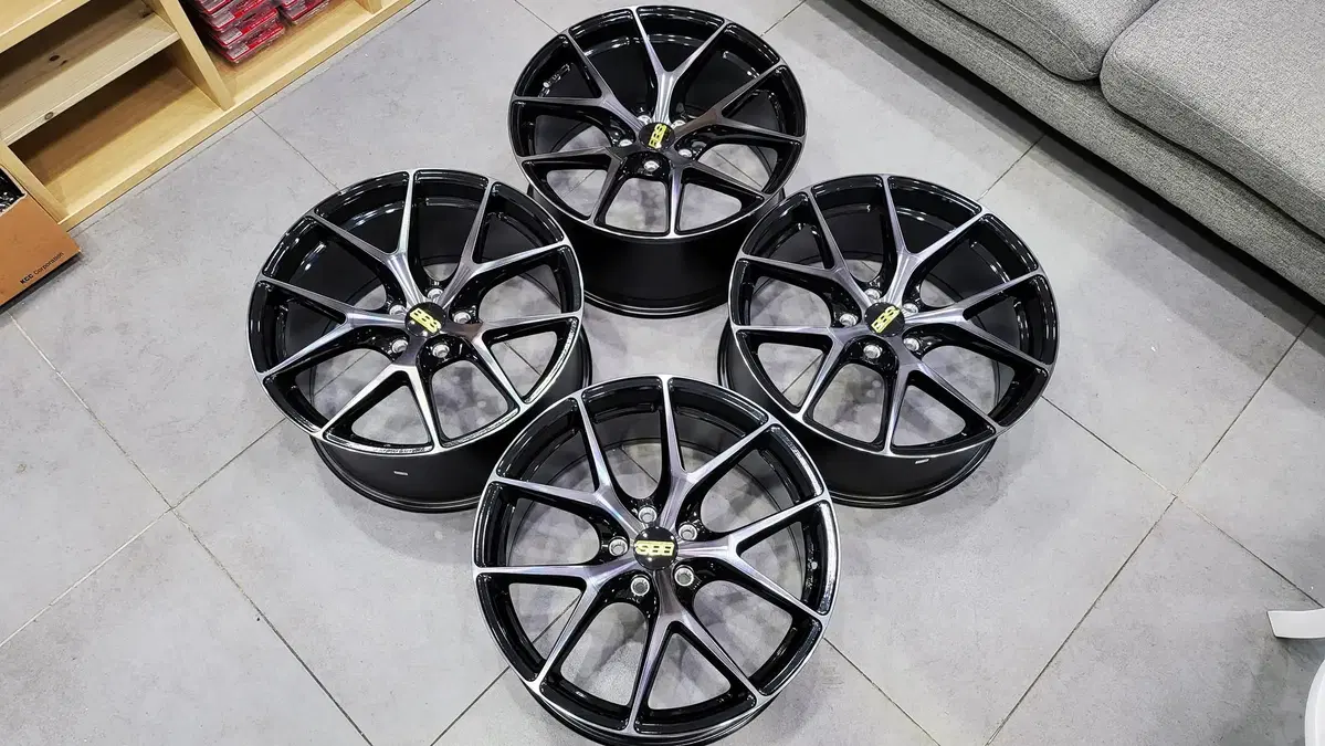 19인치 BBS CIR.st 블랙클리어 신품휠 1대분