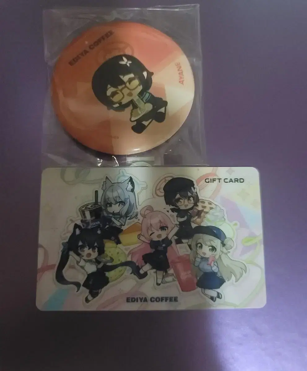 Idiya Bloo Archives Gift Card + Ayane Can Badge