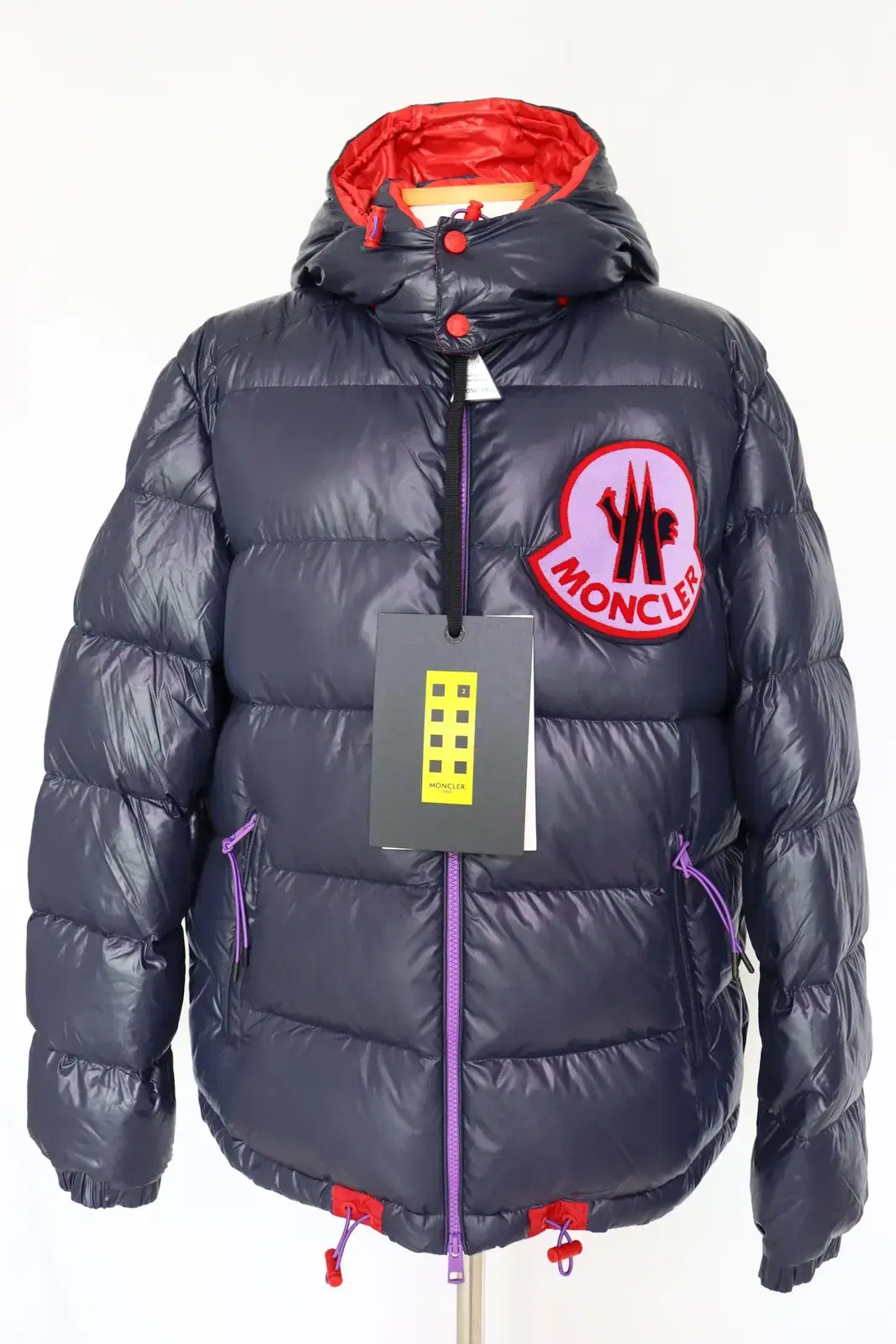 Moncler 1952 HAGGI Down Padding - Size 4