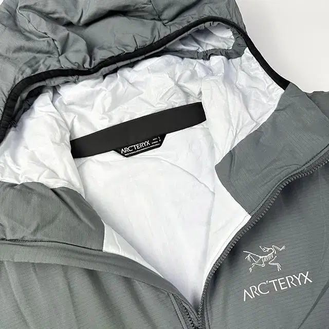 ARC'TERYX x BEAMS 아크테릭스 x 빔즈 아톰 자켓