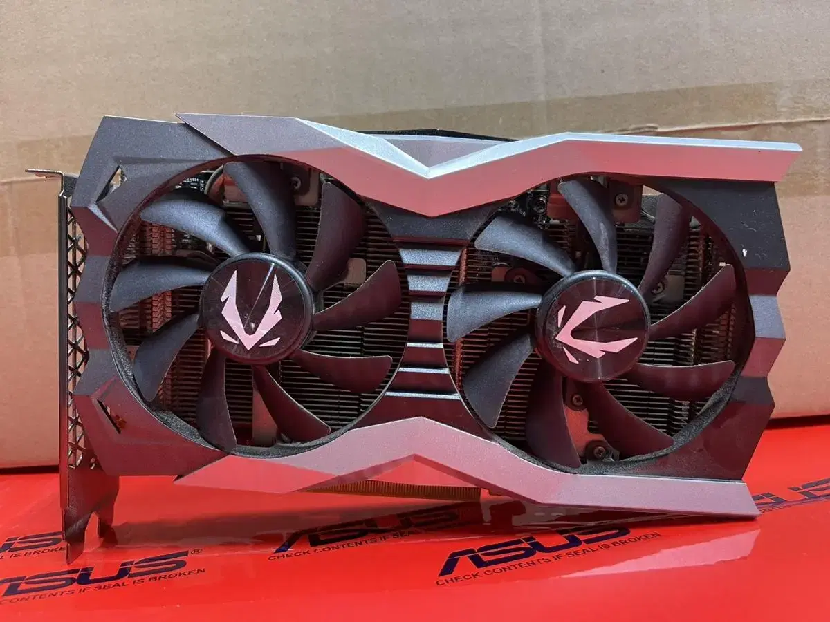 조탁 ZOTAC 지포스 RTX 2060 D6 6GB 백플레이트