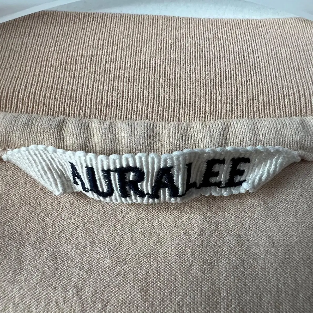 AURALEE 오라리 22 스웻티셔츠