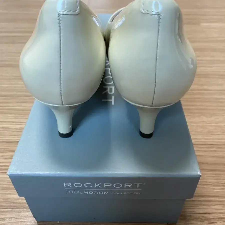 락포트 구두 카리라 펌프 바닐라색 240 rockport