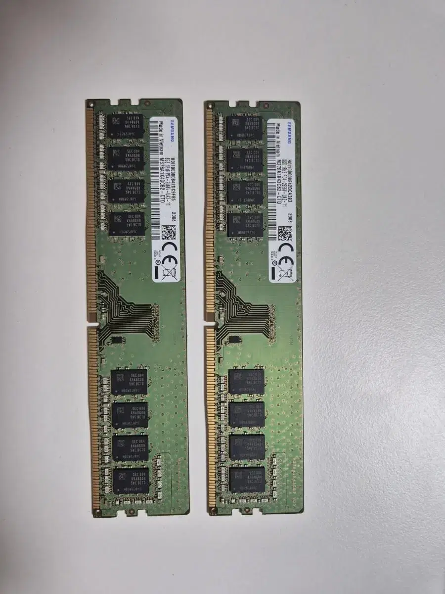 ddr4 8g 21300 pc4 2장있습니다