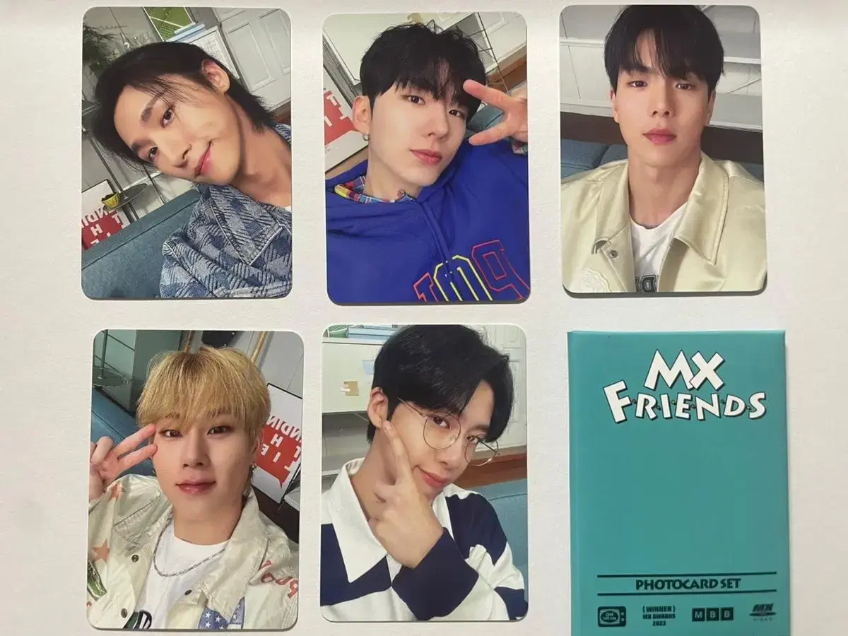 Monstax 7th fan con photocard set