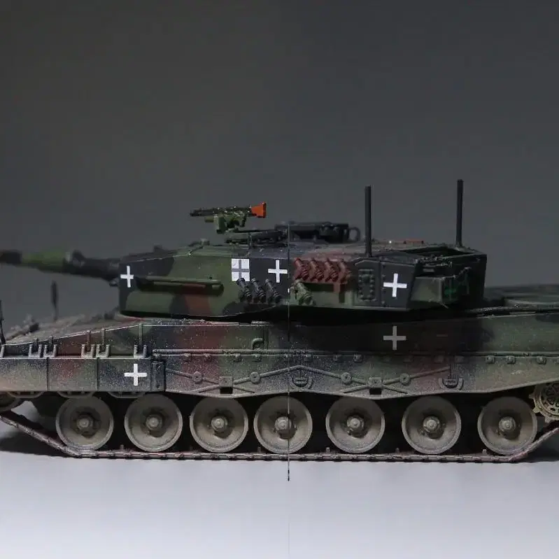 1/72 우크라이나육군 레오파드2A4 탱크모형