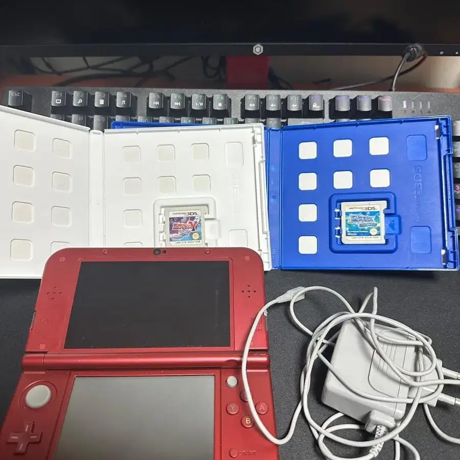 뉴 닌텐도 3ds xl+포켓몬Y,알파사파이어칩