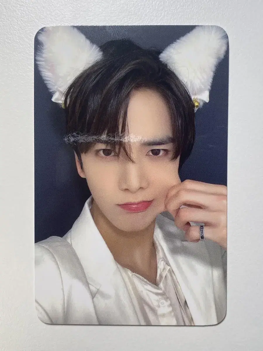 The Boyz younghoon everline Cat ld 2nd