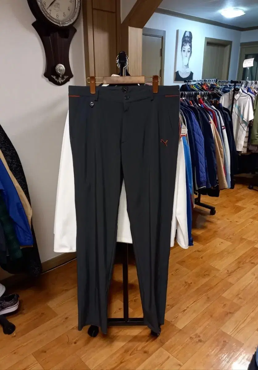 Men's Puma pants (35-36 inches)