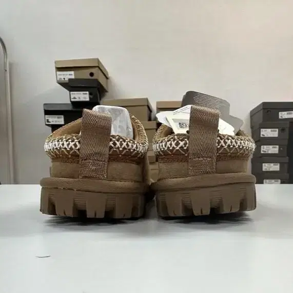 호주UGG 양털 슬립온 230-235mm팜 새것