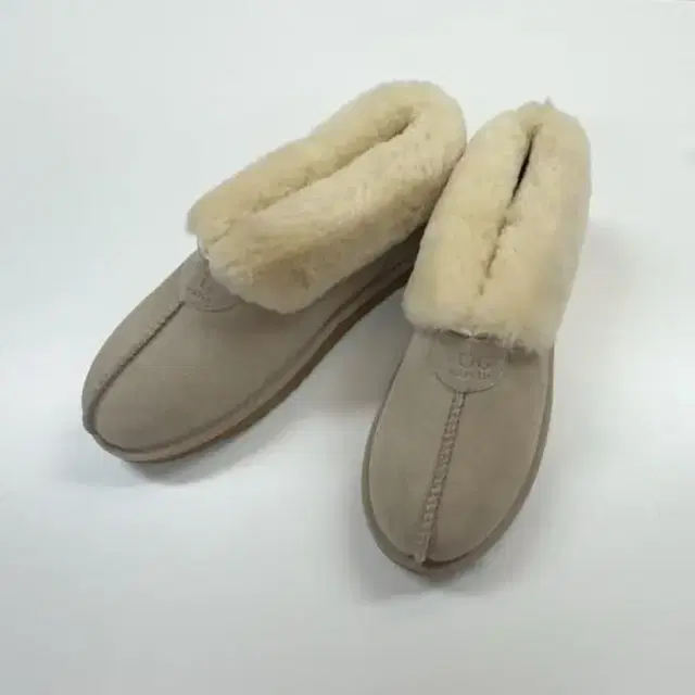 호주UGG 양털 미니부츠 265-270mm팜 새것