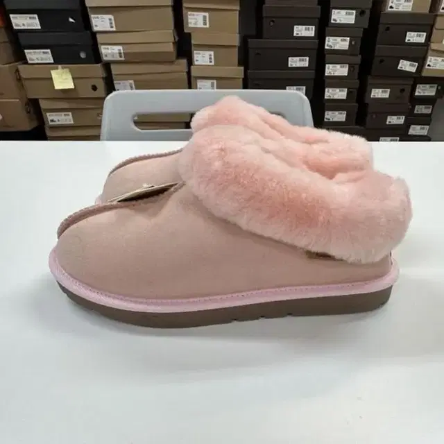 호주UGG 양털 미니부츠 240-245mm팜 새것