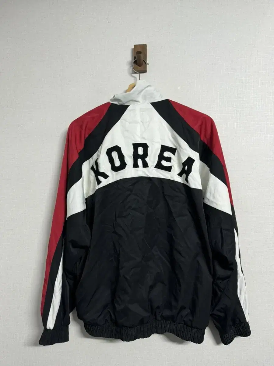 (100)adidas 90s old school korea back logo windbreaker